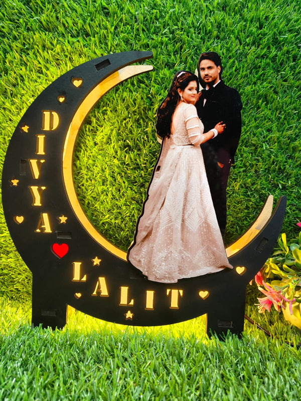 🌙 Customized Couple Moon Lamp Frame 💖✨ Beautiful personalized LED moon lamp frame with your photo & name cut-out