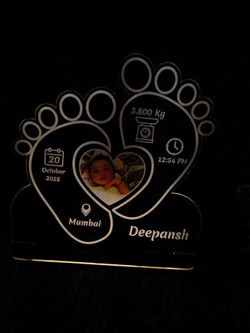 Personalized Acrylic Baby Frame with LED Wooden Base ✨ A premium gift to celebrate the birth of a newborn – fully customizable with photo, name, birth details & more!