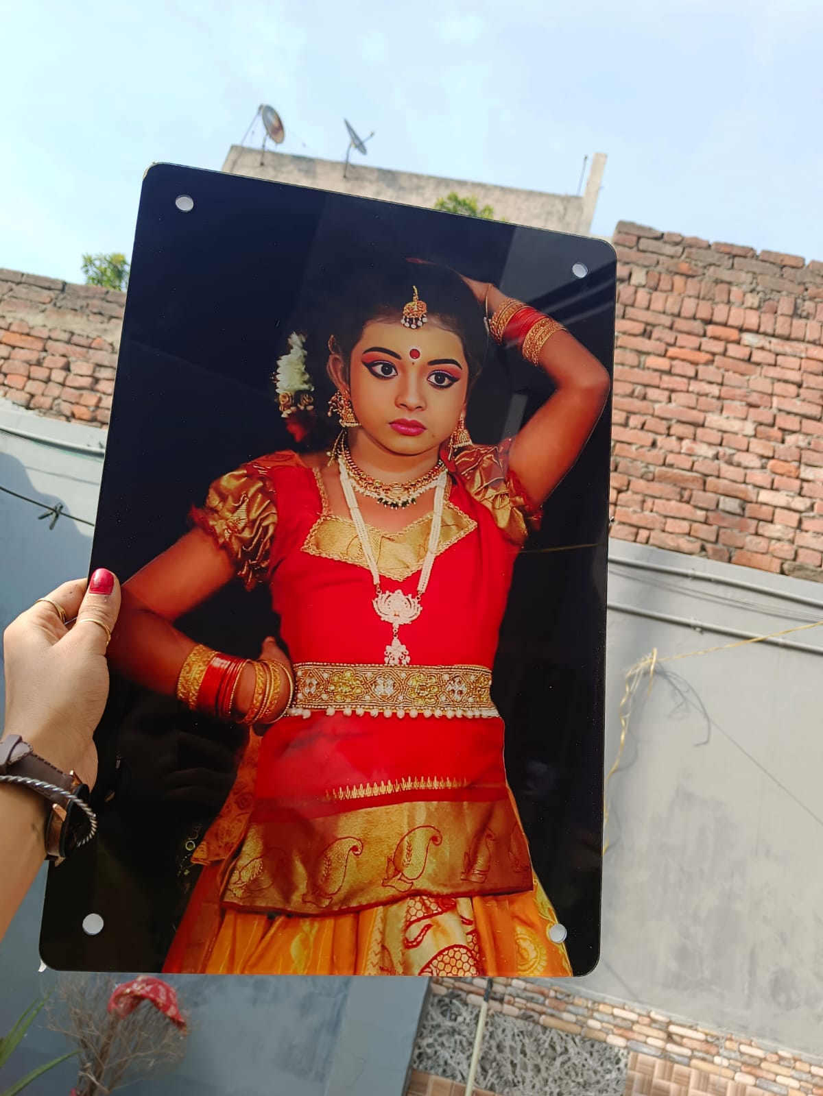 🌟 Acrylic Digital Oil Painting Frame – Premium Quality Gift Item! 🌟 Bring your favourite photos to life with UV printed Acrylic Frames 🤩 Perfect for Gifting / Anniversary / Birthday / Home Decor / Memories ❤️